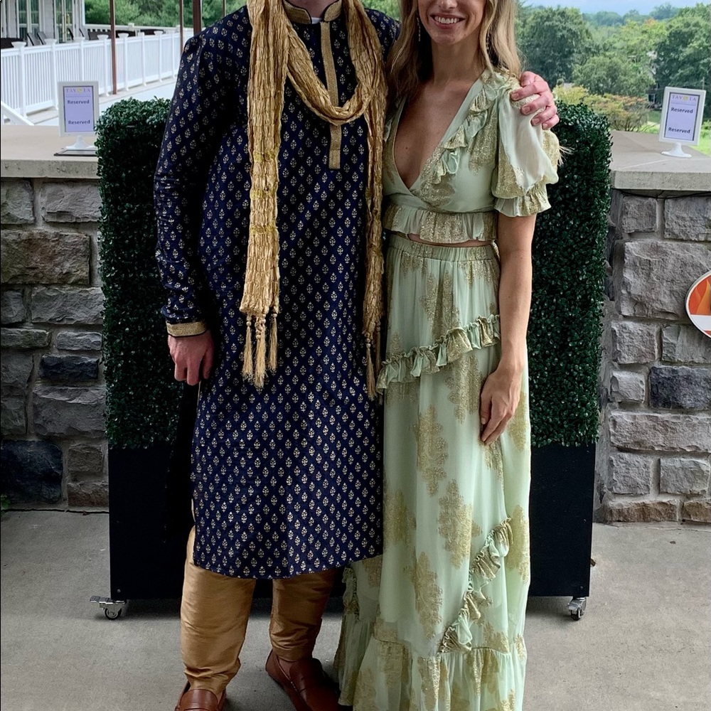 Indian wedding guest men’s tunic pants scarf